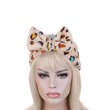 Load image into Gallery viewer, Leopard Print Shower Headwrap

